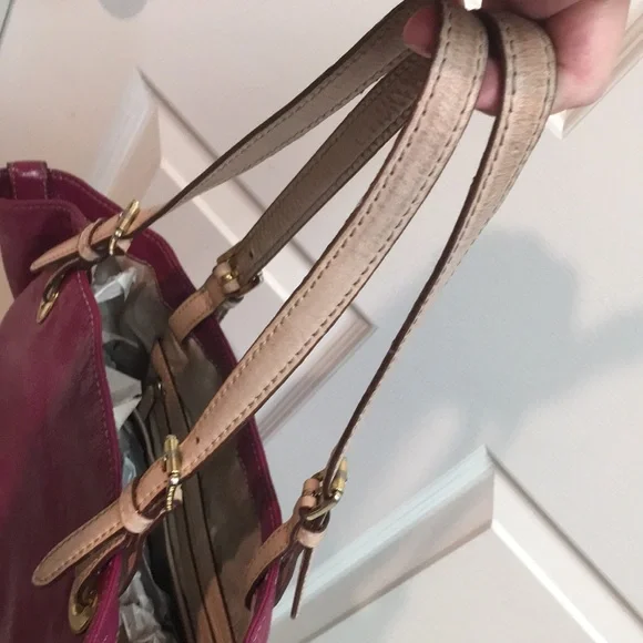 💗MICHAEL KORS Raspberry Pink Patent Tote Bag, plus Card Keychain, Cosmetic Bag - Picture 7 of 13